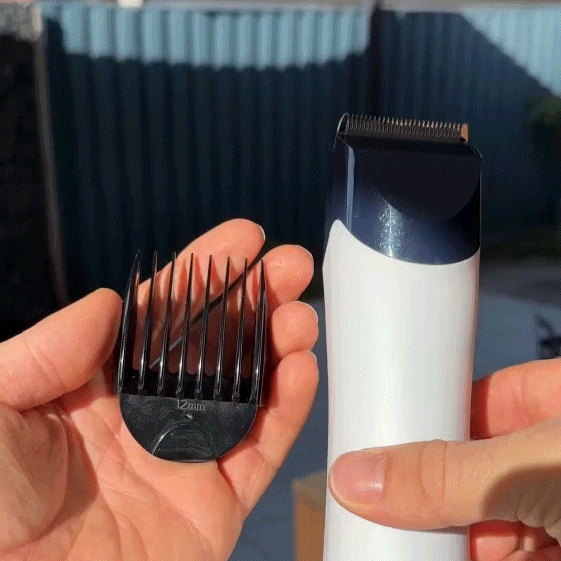 SilentGroom™ - 5 in 1 Pet Grooming Vacuum
